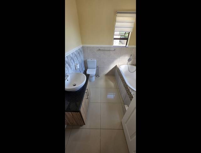 3 BEDROOM HOUSE FOR SALE IN SAFARI GARDENS